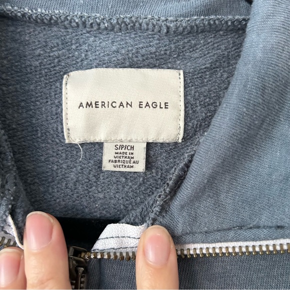 American Eagle Cropped Quarter Zip Sweater - Picture 3 of 4